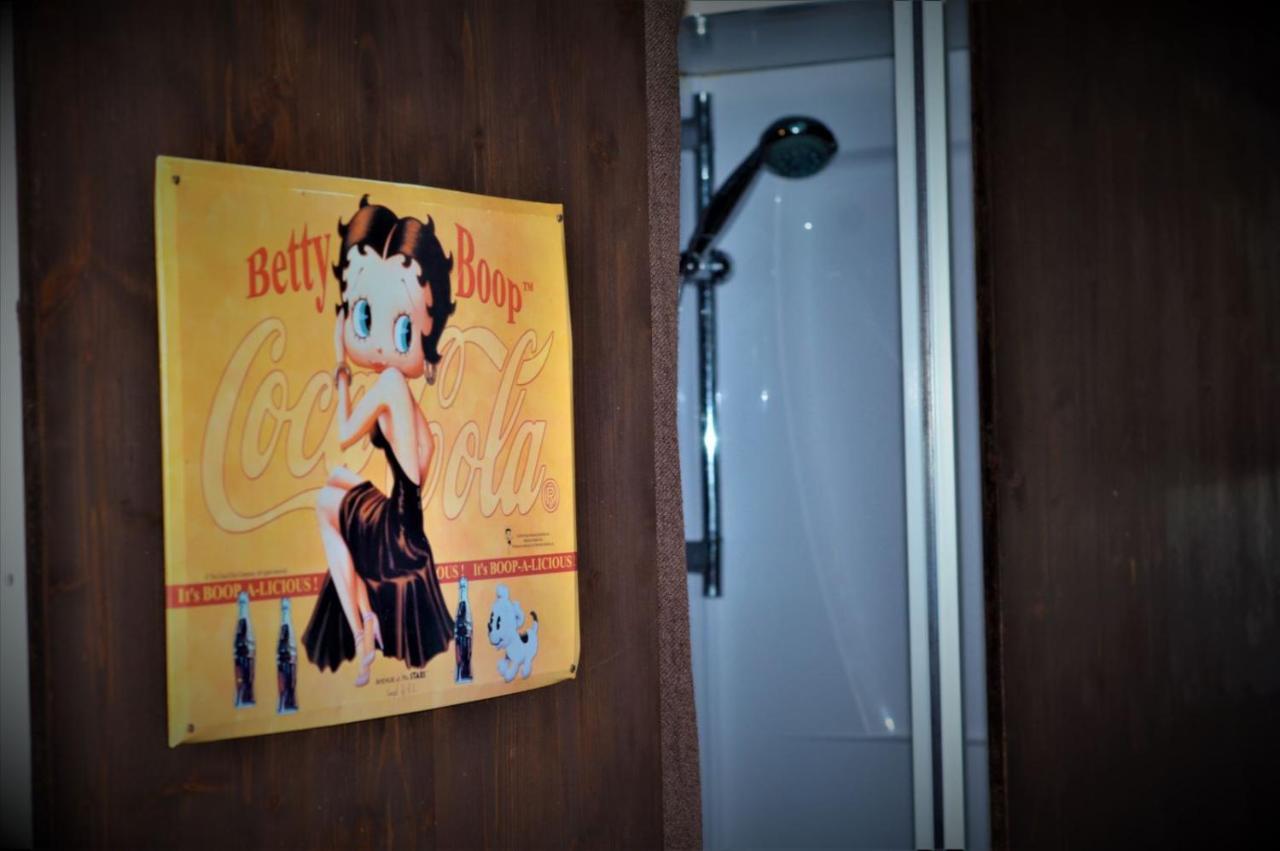 La Tiny House Terra Nostra Apartment Saint-Bazile ภายนอก รูปภาพ